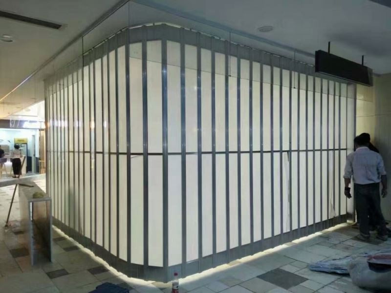 Colored Polycarbonate Transparent Roller Shutter Slat Automatic Electric  Good Vision Clear Transparent Design Roller Shutter Auto Polycarbonate  Rolling Door Alu - China Roll-up, Roller Shutter
